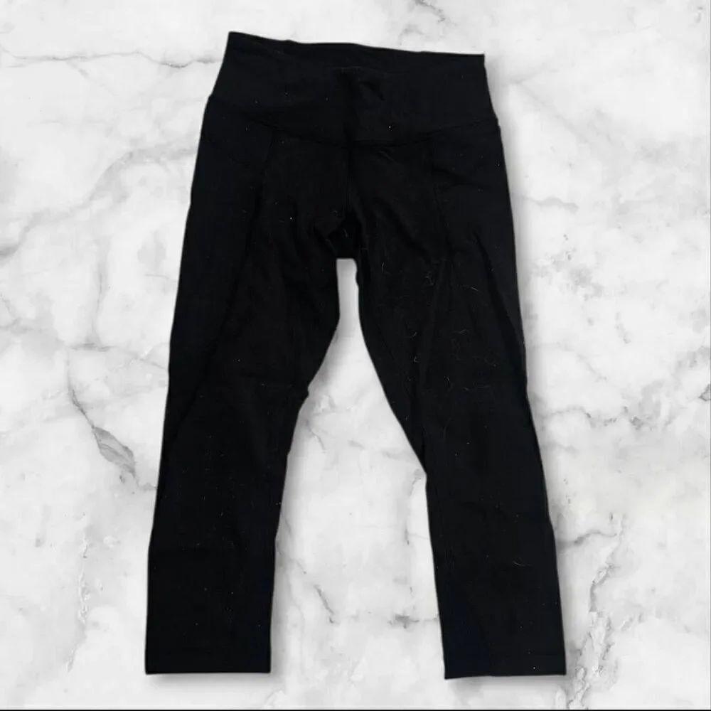 Lululemon Size 4 Black Base Pace Leggings